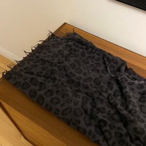 Aritzia Wilfred scarf